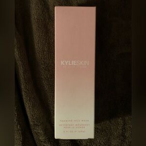 NEW Kylie Skin Foaming Face Wash